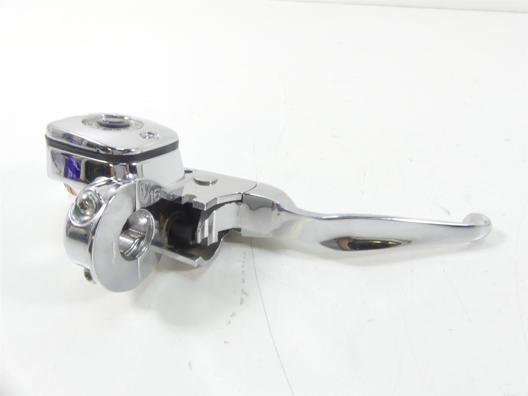 2007 Harley Touring FLHTCU SE CVO Electra Glide Front Brake Master Cyl 41700740 {{ shop.shopifyCountryName }} - Mototech271