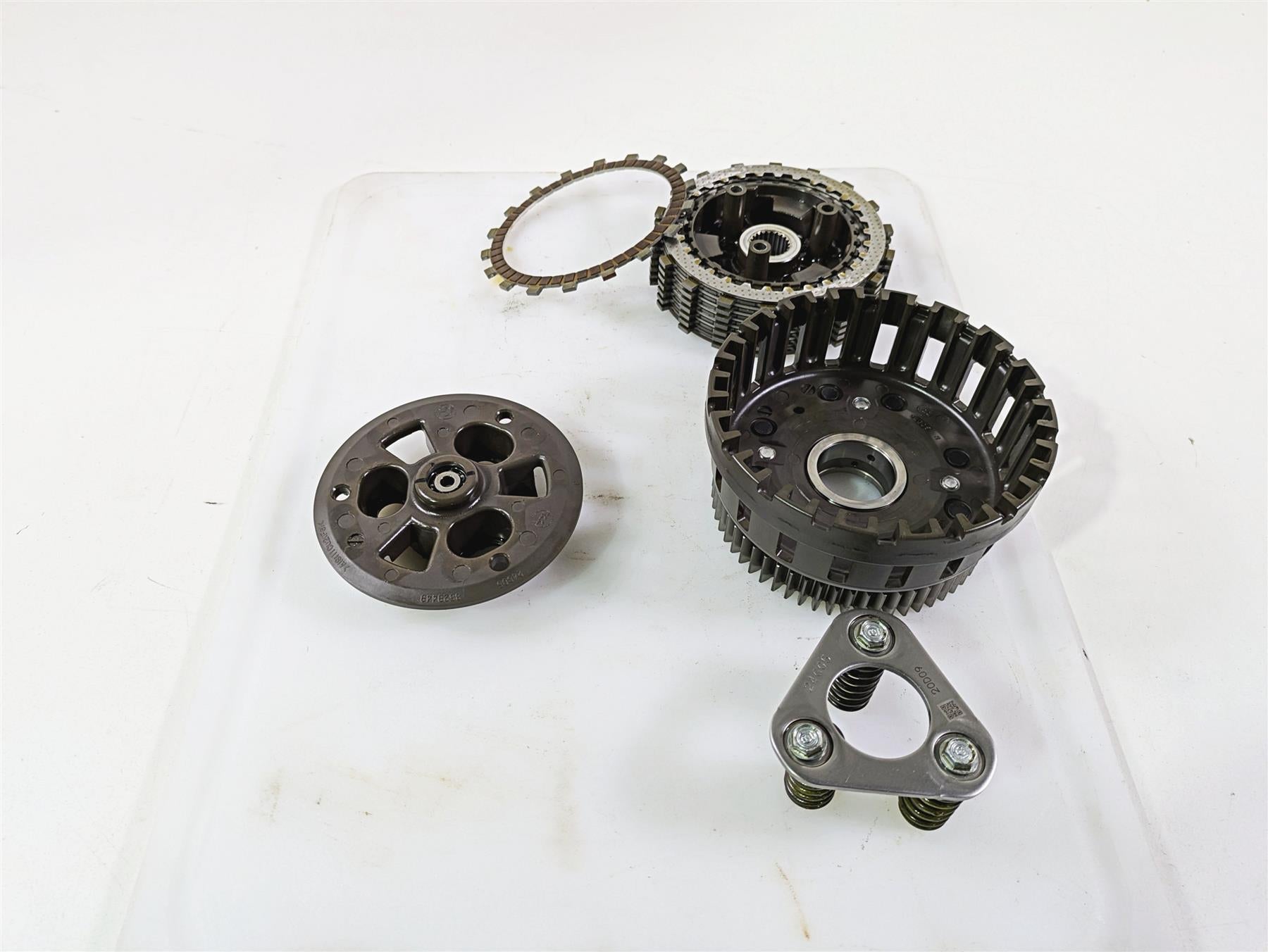2021 BMW R1250GS K51 Adv Clutch Pack Basket Friction Disc Set 21218529450 {{ shop.shopifyCountryName }} - Mototech271