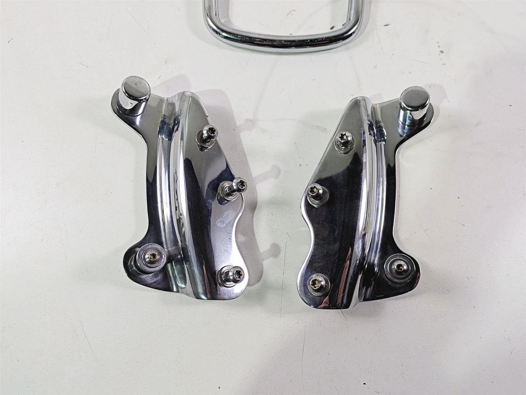 2009 Harley Touring FLHX Street Glide Sissy Bar 13.5" + Quick Release 52627-09A {{ shop.shopifyCountryName }} - Mototech271