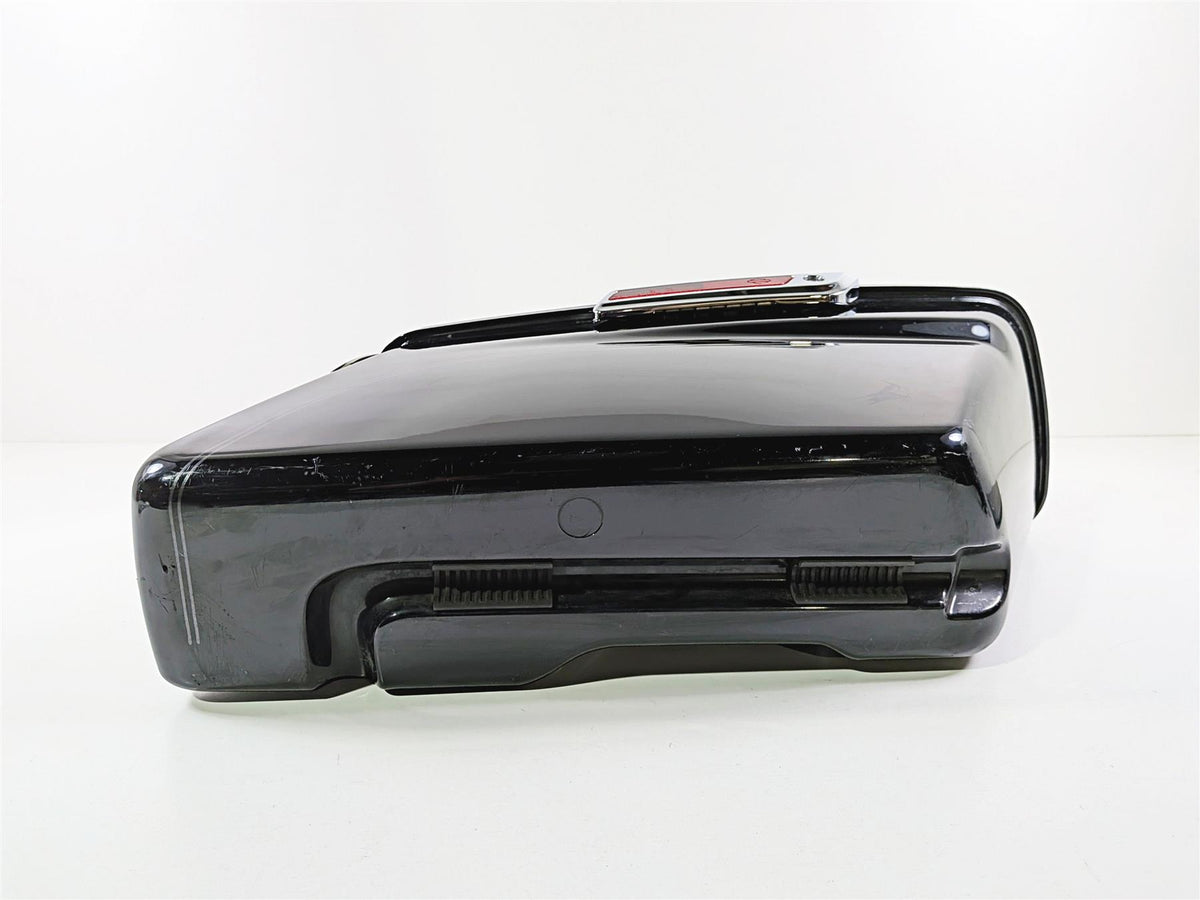 2018 Harley FLHTCU Touring Electra Glide Right Saddlebag Saddle Bag 90200412-Mototech271