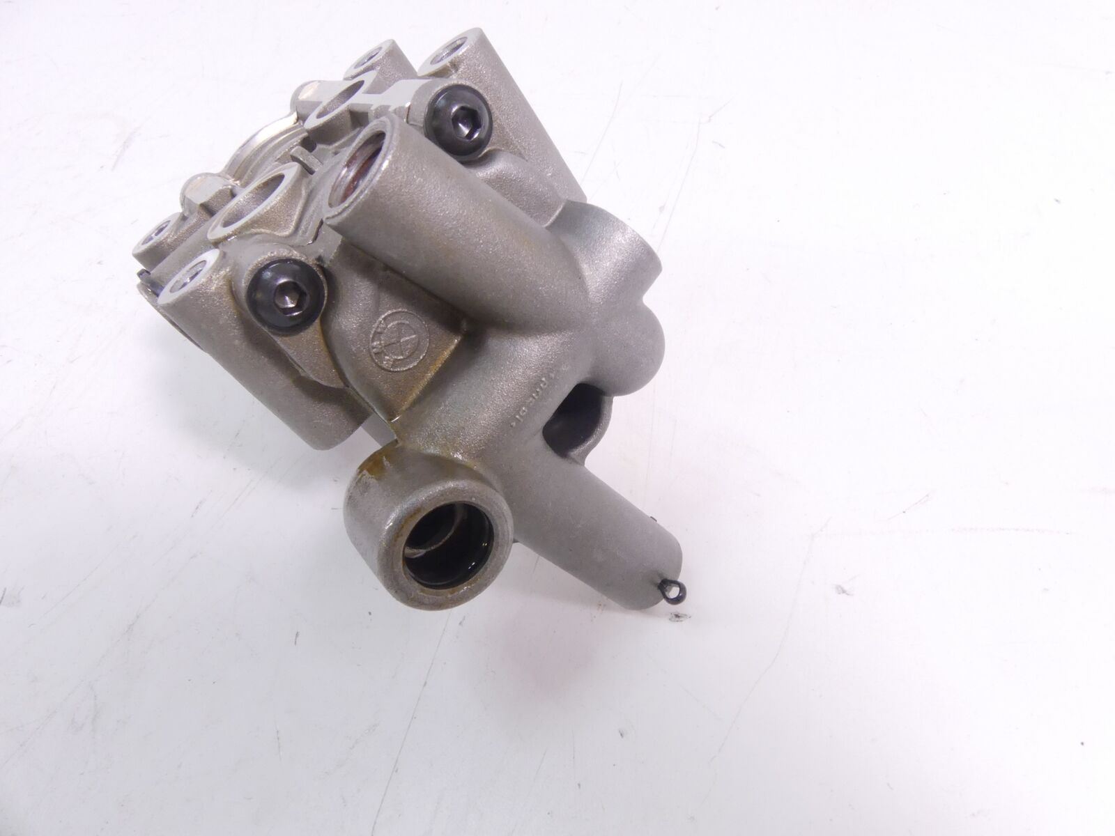 2018 BMW K1600 Bagger Oil Pump Hoses Intake Gears Screw Reservoir Set 1141854840 {{ shop.shopifyCountryName }} - Mototech271
