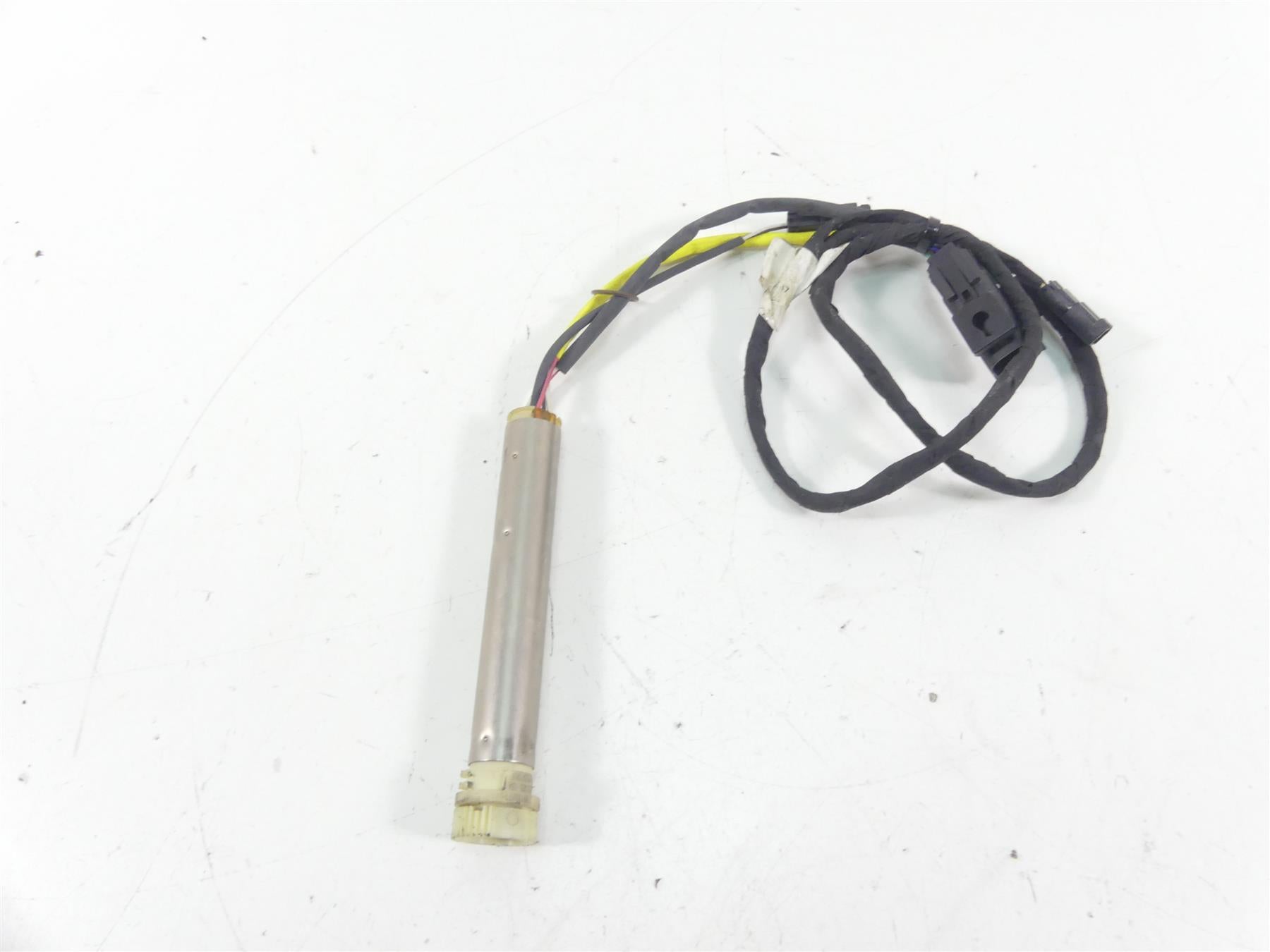 2013 Harley Touring FLHTK Electra Glide Ride By Wire Throttle Sensor 32305-08B {{ shop.shopifyCountryName }} - Mototech271