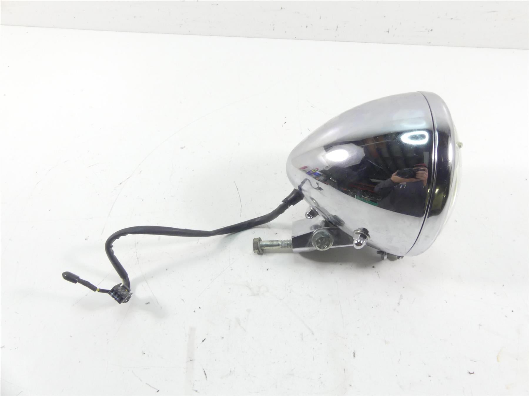2004 Harley Softail FXSTD SE CVO Deuce Oem Headlight Head Light Lamp 69715-05A