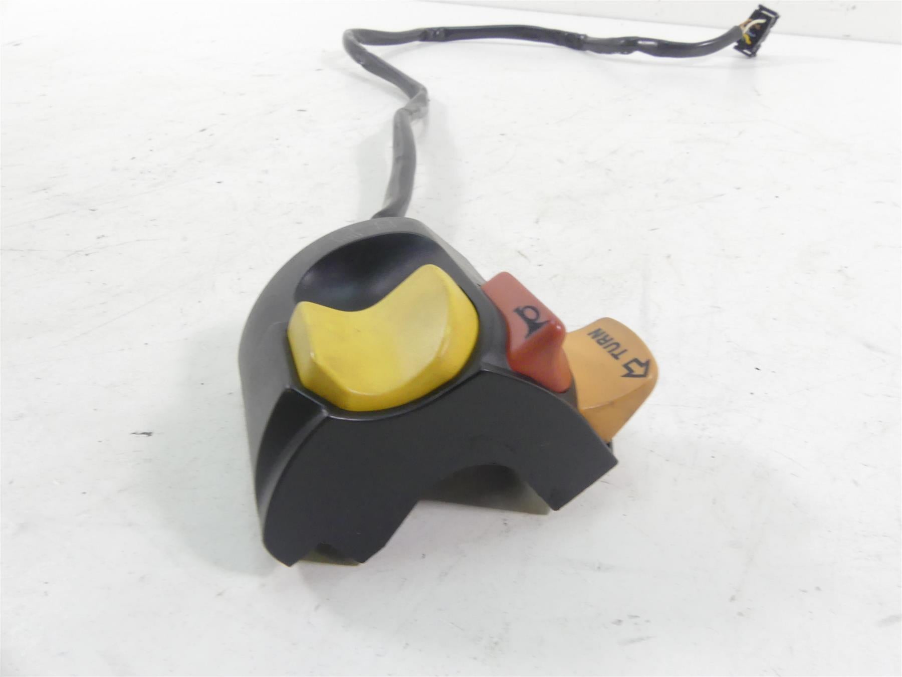 1999 BMW R1100 GS 259E Left Hand Light Blinker Control Switch 61312306177 {{ shop.shopifyCountryName }} - Mototech271