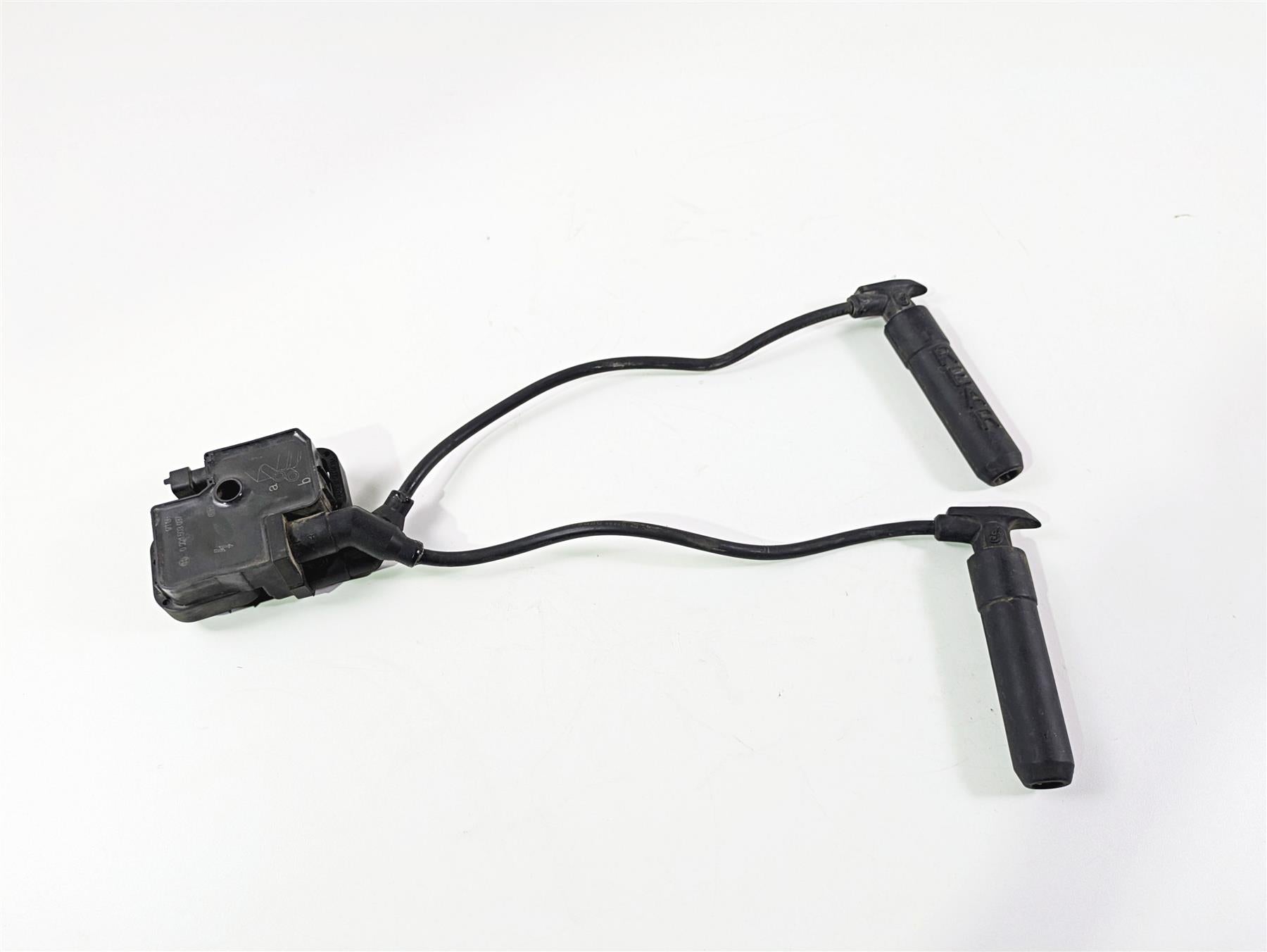 2018 Indian Springfield Dark Horse Ignition Coil Wires Plugs 4080060 2876049 {{ shop.shopifyCountryName }} - Mototech271