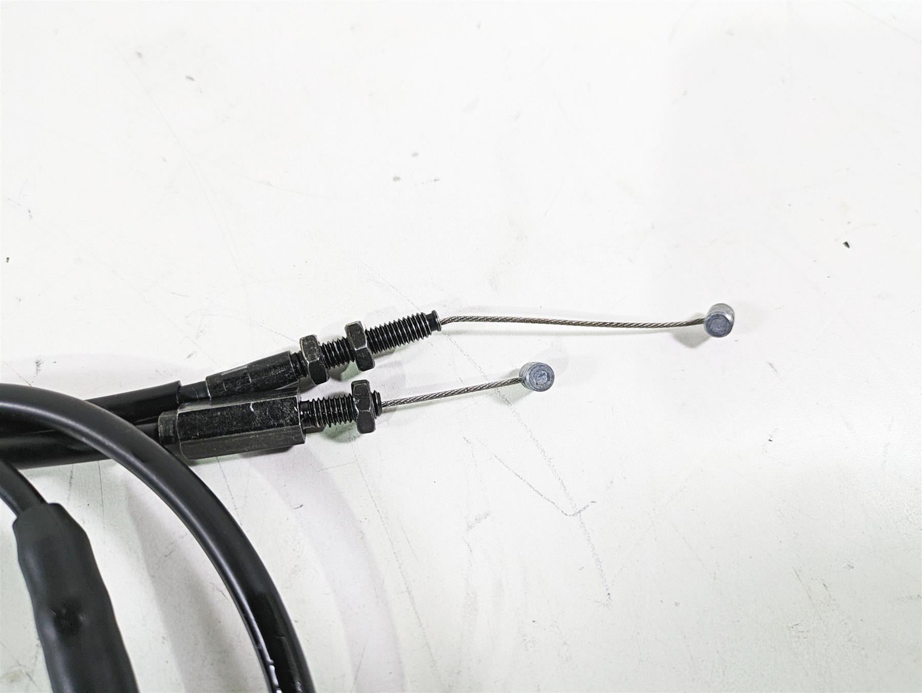2021 Yamaha Tenere 700 XTZ7 Throttle Grip & Cable Set BEH-F6240-00-00 {{ shop.shopifyCountryName }} - Mototech271