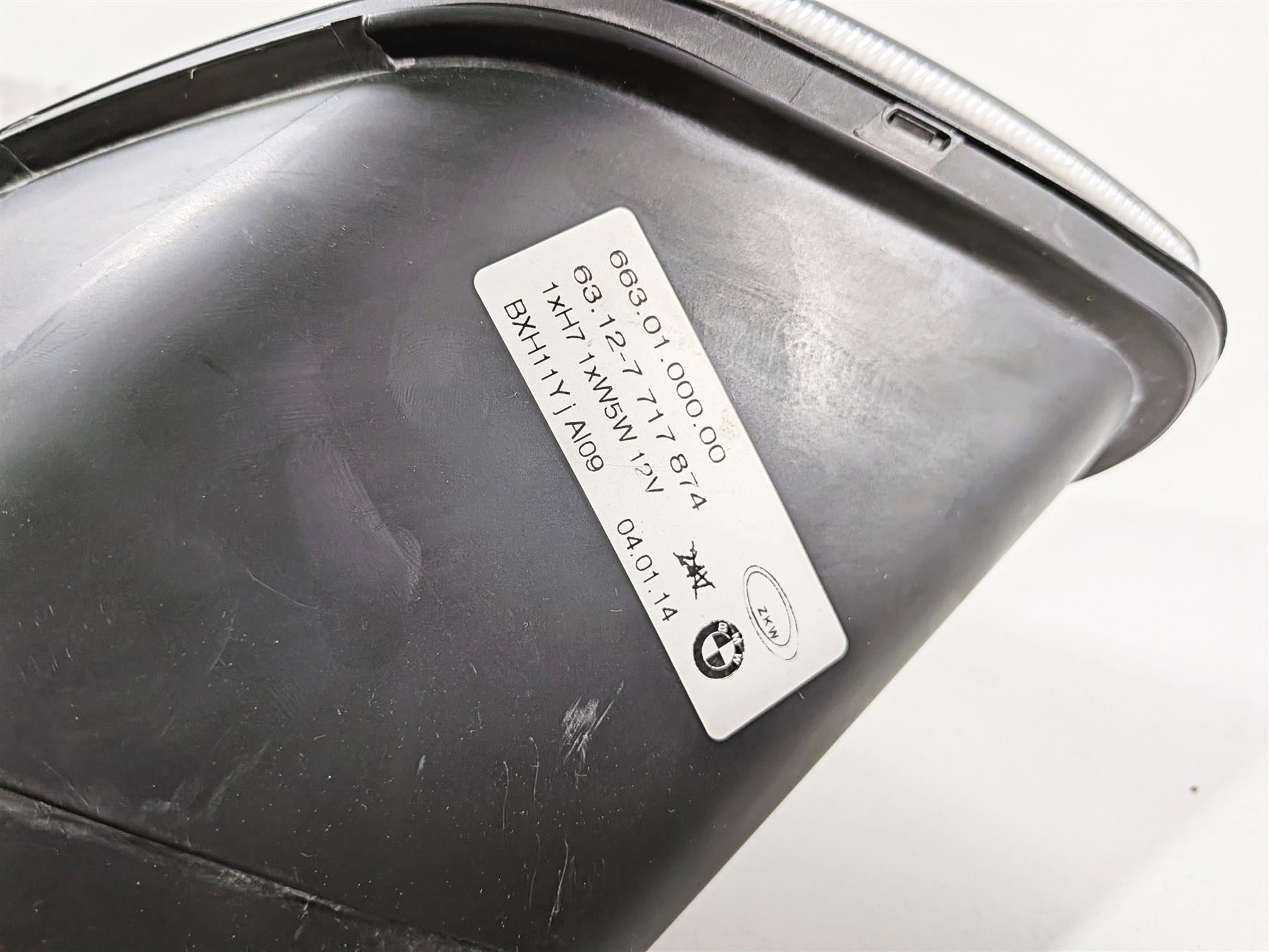 2014 BMW S1000RR K46 Left Headlight High Beam - Great Shape 63128527552 {{ shop.shopifyCountryName }} - Mototech271