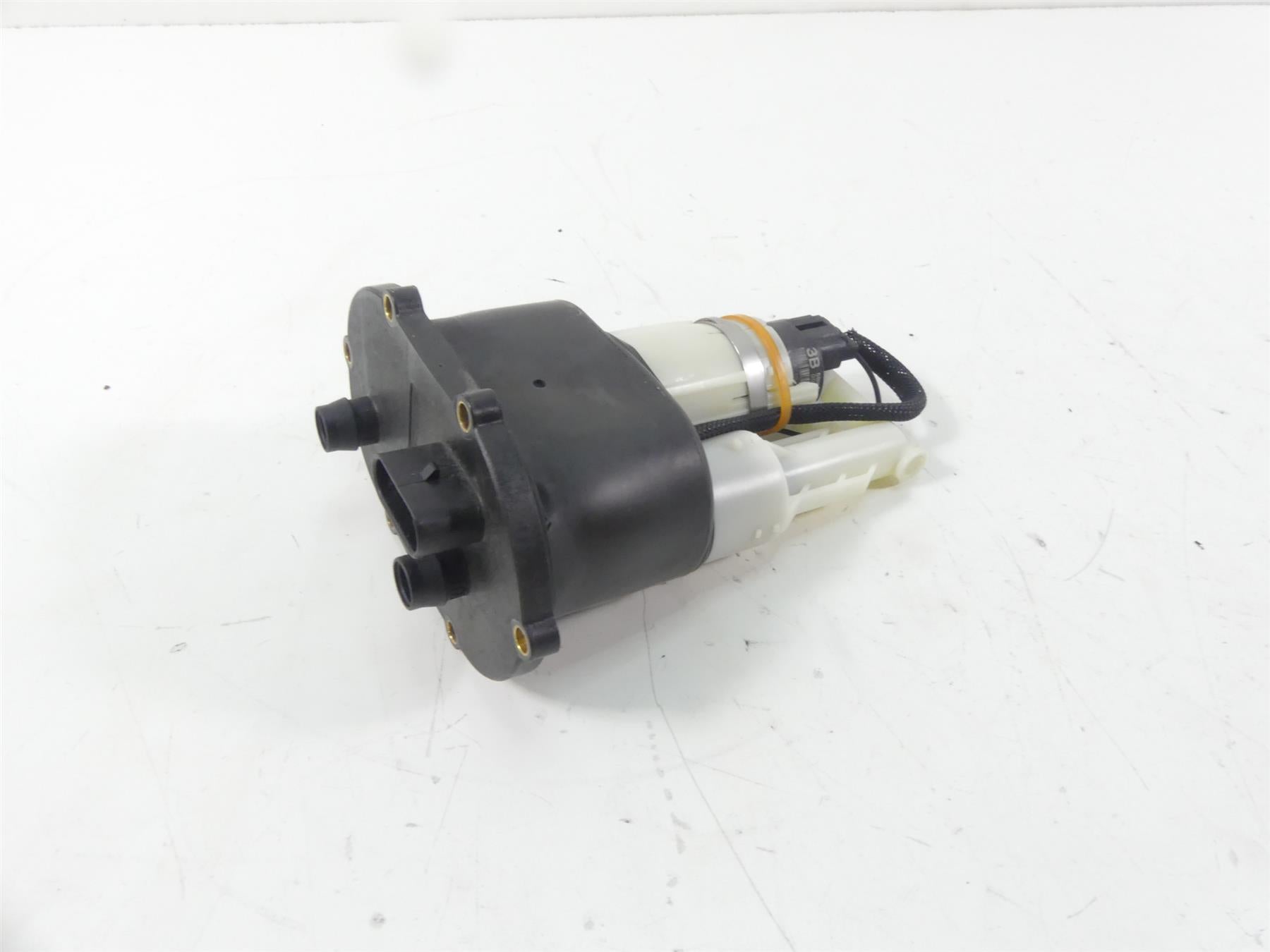 2015 Ducati Diavel Dark Fuel Gas Petrol Pump 16023981B