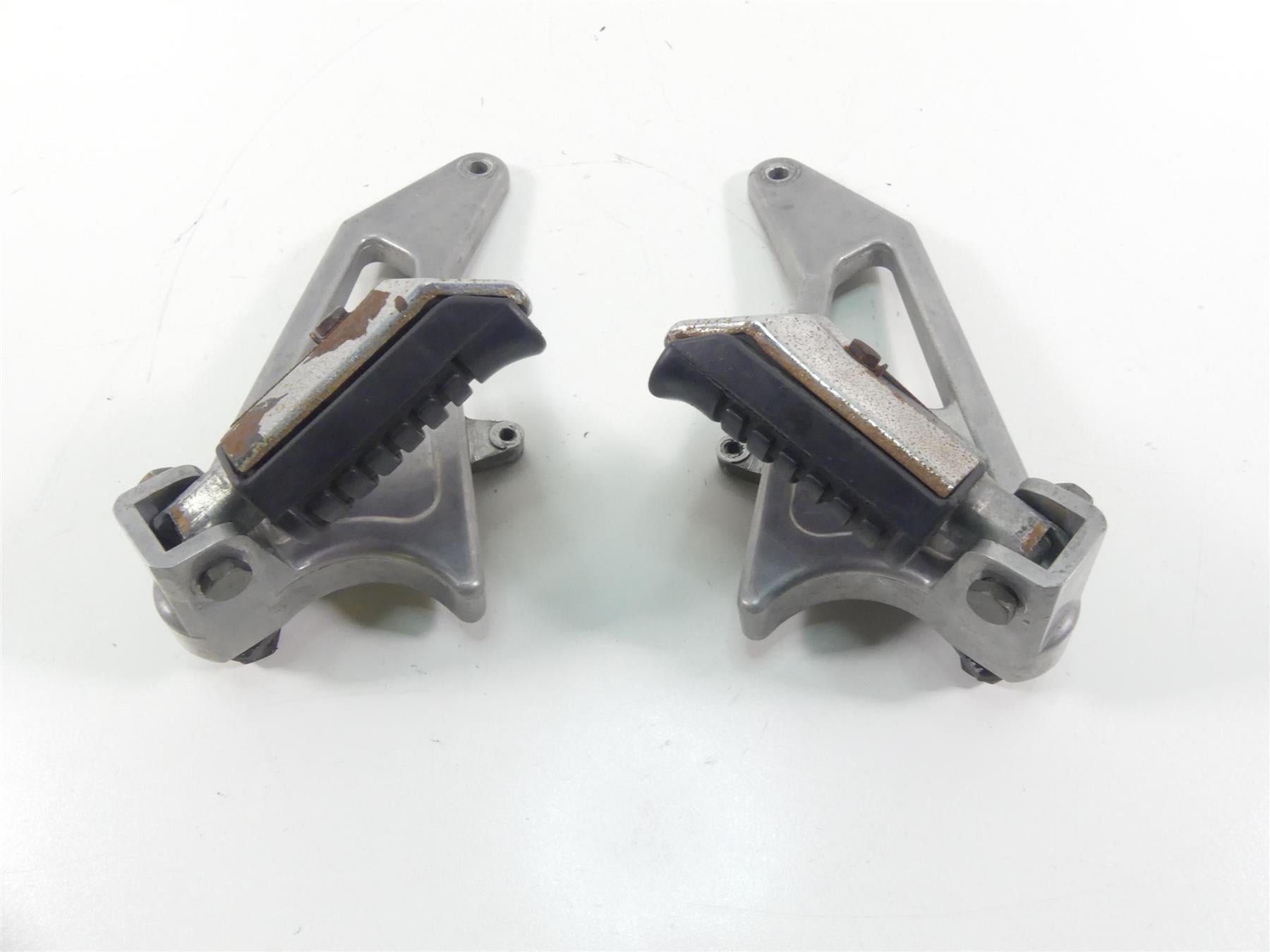2001 Moto Guzzi California Sp 1100 Rear Footpegs + Brackets Set GU294435509 {{ shop.shopifyCountryName }} - Mototech271