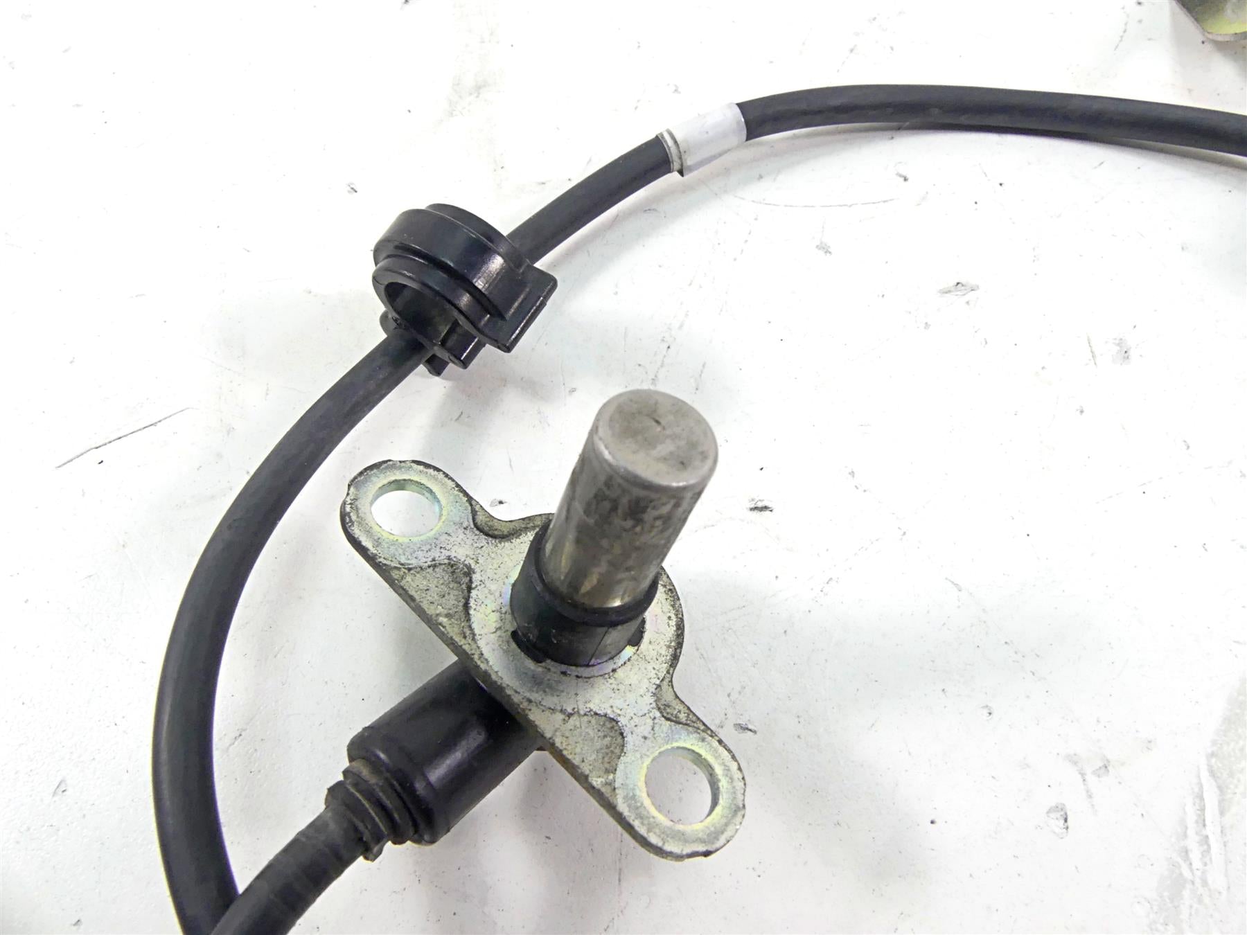 2017 Kawasaki ZX1400 ZX14R Ninja Rear Abs Wheel Speed Sensor 21176-0060 {{ shop.shopifyCountryName }} - Mototech271