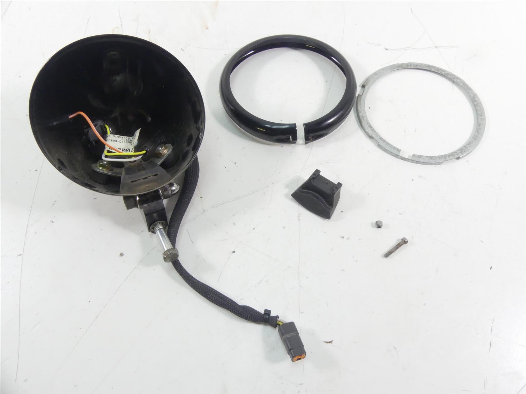 2017 Harley FXSE CVO Pro Street Breakout Front Headlight Bucket Housing 67700284 {{ shop.shopifyCountryName }} - Mototech271