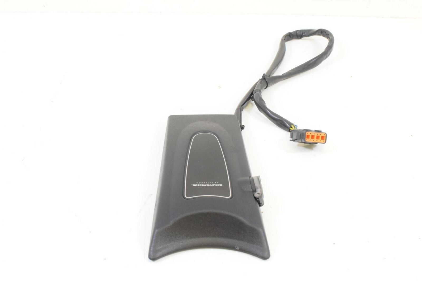 2005 Harley Touring FLHTCUI Electra Glide CB Radio Intercom Plug Port 77136-03 {{ shop.shopifyCountryName }} - Mototech271