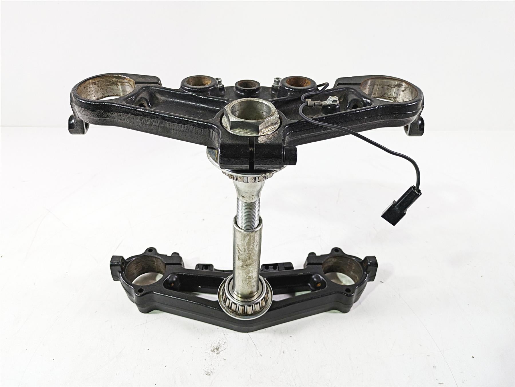 2017 Harley Touring FLTRXS Road Glide Lower Upper Triple Tree Set 49mm 45900091A {{ shop.shopifyCountryName }} - Mototech271