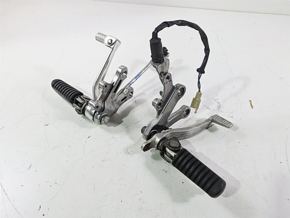 2003 Kawasaki ZX9R Ninja Left Right Rider Footpeg Set Shifter 35011-1874 {{ shop.shopifyCountryName }} - Mototech271