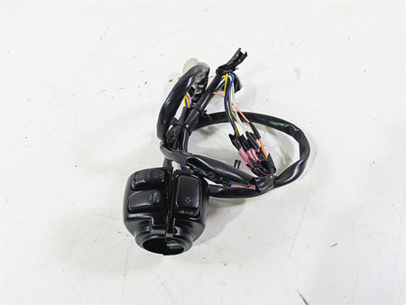 2011 Harley FXDC Dyna Super Glide Left Hand Control Switch Horn Lights 71682-06A {{ shop.shopifyCountryName }} - Mototech271