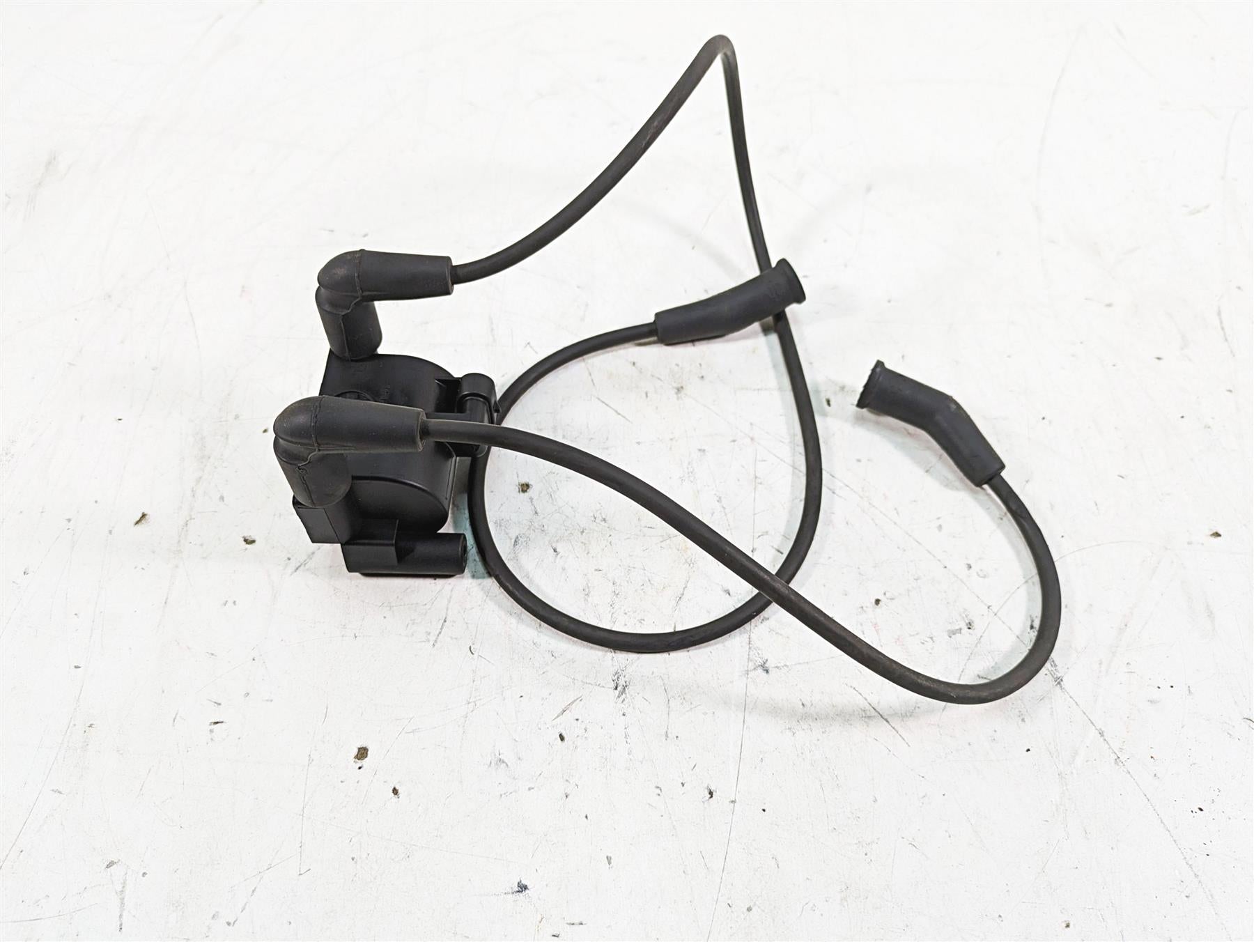 2013 Harley Touring FLHX Street Glide Delphi Ignition Coil Wires Plug 31696-07A {{ shop.shopifyCountryName }} - Mototech271