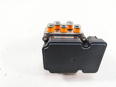 2015 Harley Touring FLHXS Street Glide Abs Brake Pump Module 41100013A {{ shop.shopifyCountryName }} - Mototech271