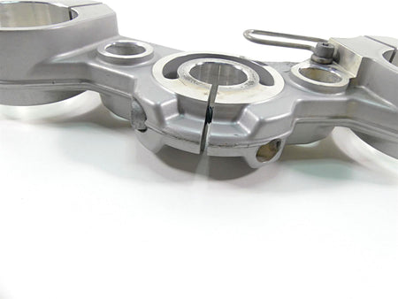 2013 BMW F800GS STD K72 Upper Triple Tree Steering Clamp 7698391 31427715420 {{ shop.shopifyCountryName }} - Mototech271