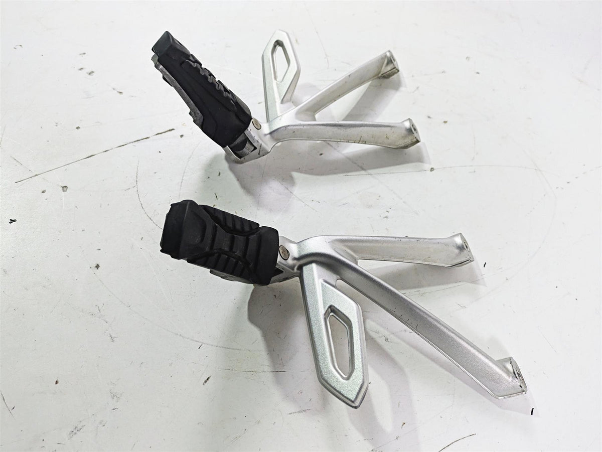 2015 BMW R1200GS Adv K51 Rear Passenger Footpeg Set 46718526741 46718526742 {{ shop.shopifyCountryName }} - Mototech271