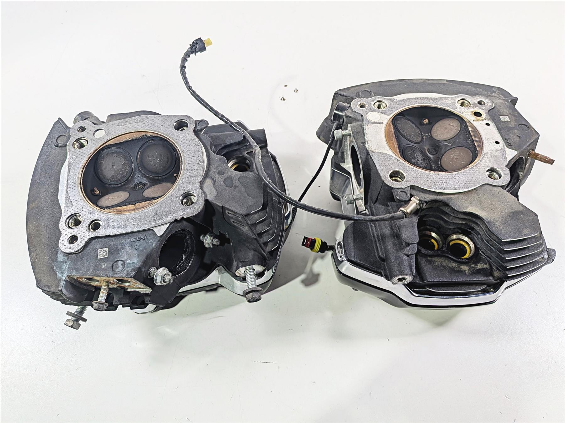 2020 Harley Touring FLTRK Road Glide Front Rear M8 Cylinder Head Set 16500508 {{ shop.shopifyCountryName }} - Mototech271