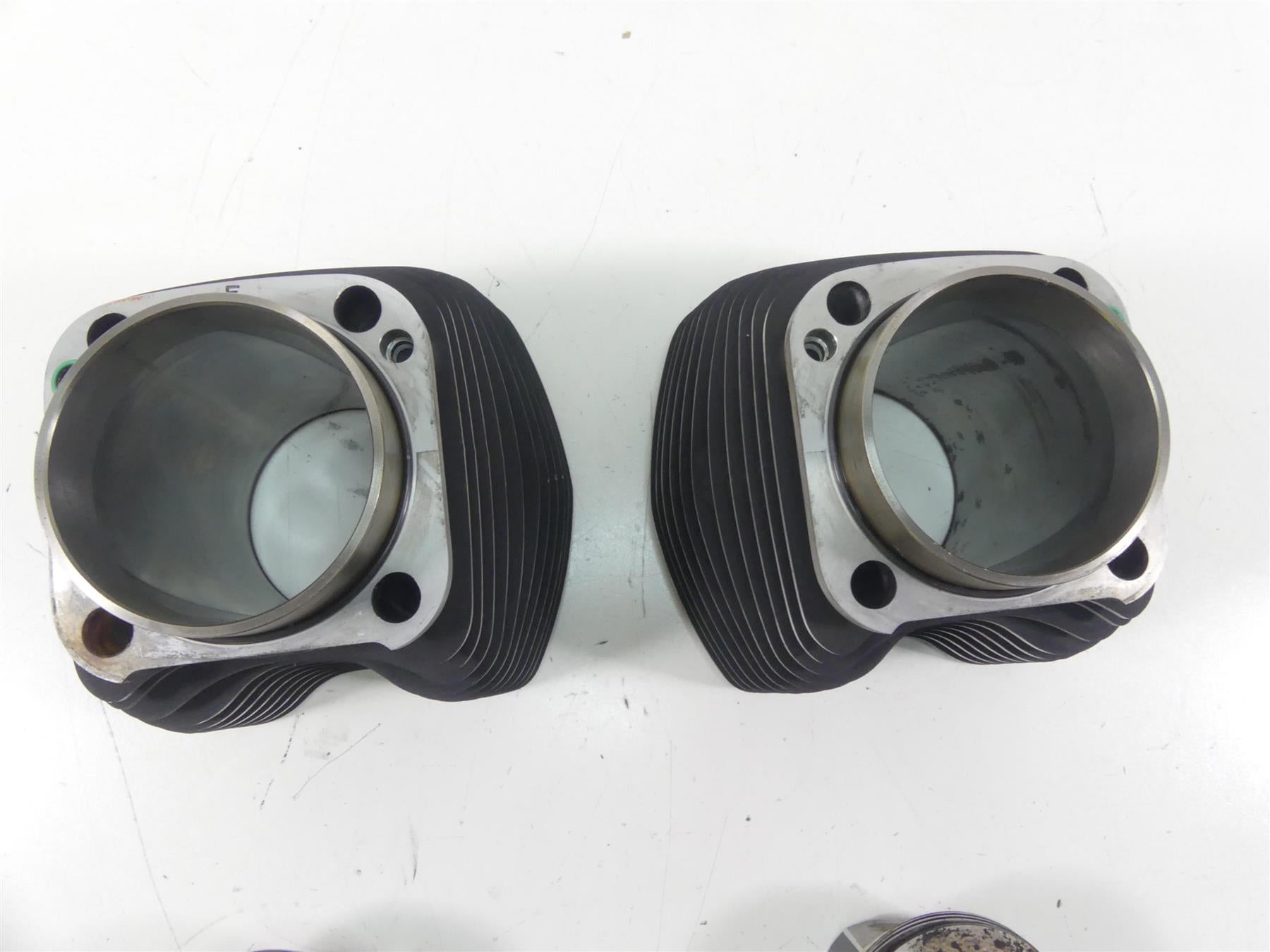 2008 Harley Softail FXSTB Night Train Jug Cylinder Piston Set -Read 17458-07 {{ shop.shopifyCountryName }} - Mototech271