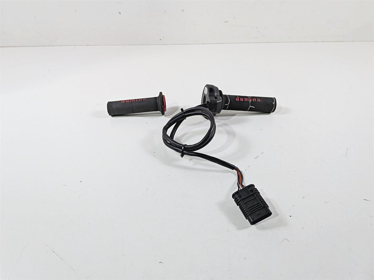 2018 Aprilia RSV4 RR Ride Fly By Wire Throttle Hand Grip 2D000095 {{ shop.shopifyCountryName }} - Mototech271