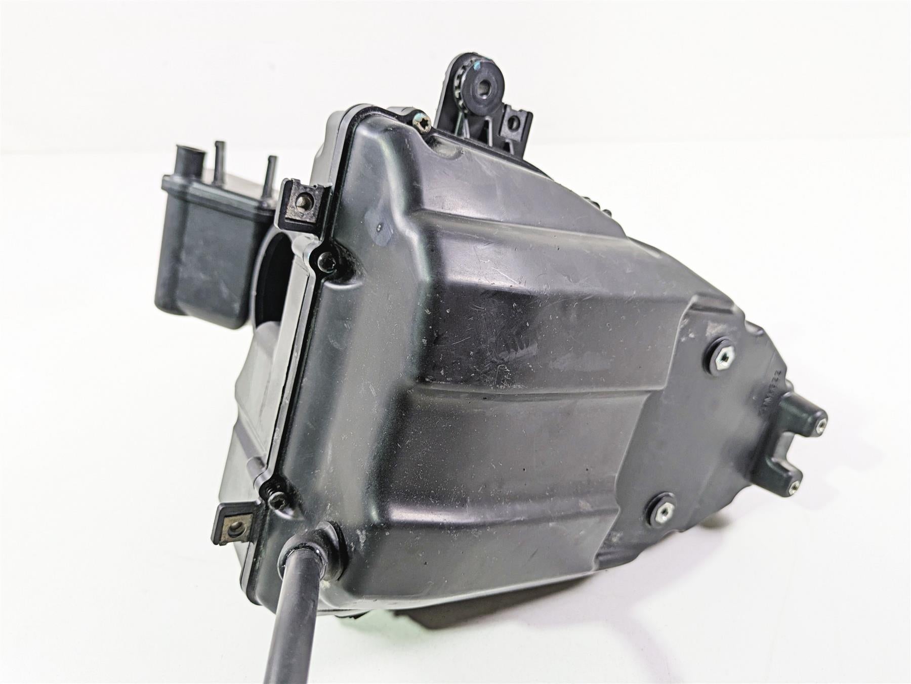 2018 Ducati Scrambler Desert Sled 800 Air Box Cleaner Breather Filter 44213103A {{ shop.shopifyCountryName }} - Mototech271