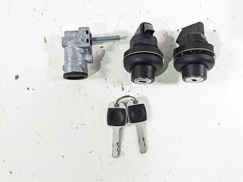 2019 Harley FLHCS Softail Heritage Keys Fork & Saddlebag Lock Set 45600056 | Mototech271