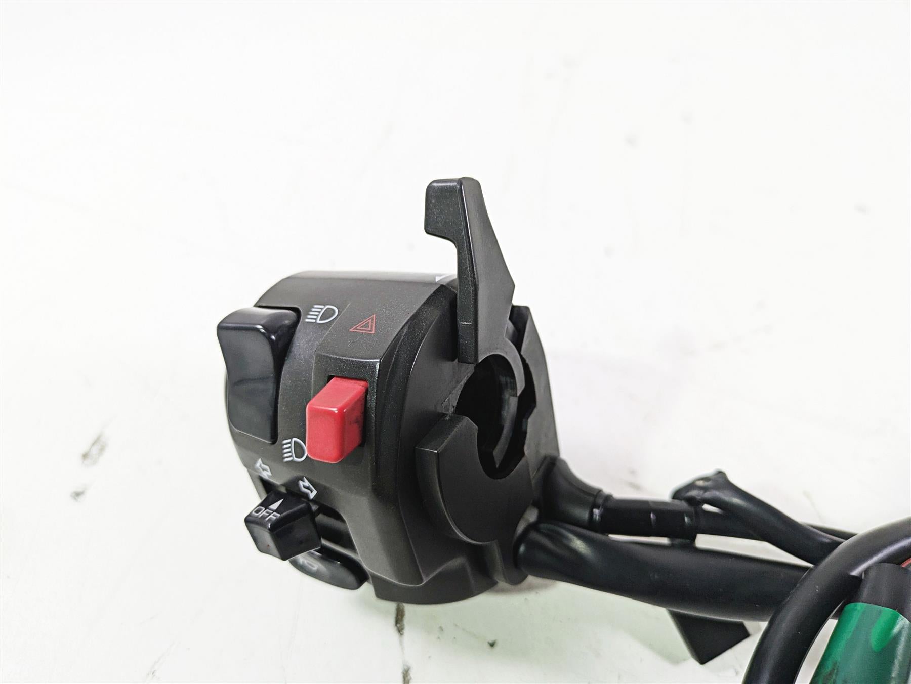 2005 Kawasaki ZX12R Ninja Left Hand Turn Signal Control Switch 46091-0031 {{ shop.shopifyCountryName }} - Mototech271