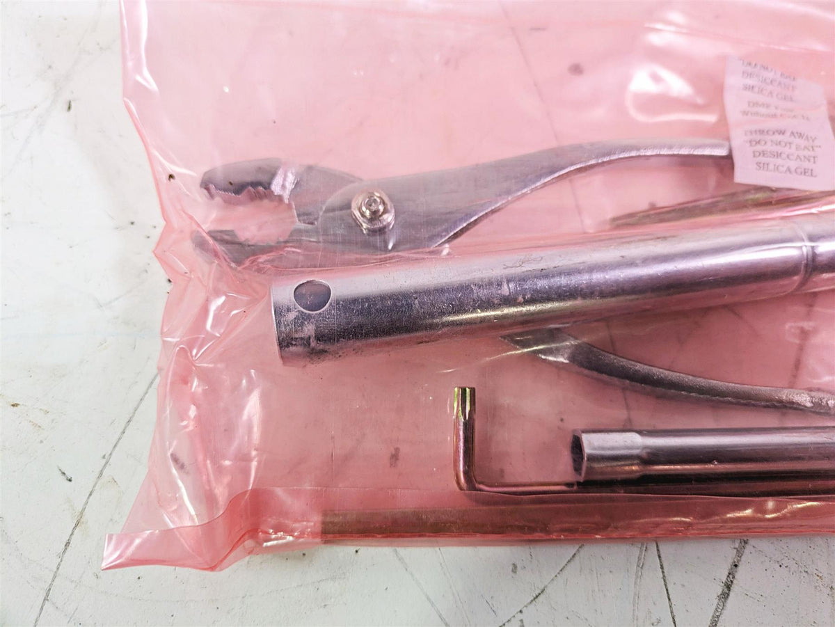 2022 Polaris RZR XP 4 1000 Premium Owners Tool Kit + Bag 2885157 2682572 {{ shop.shopifyCountryName }} - Mototech271