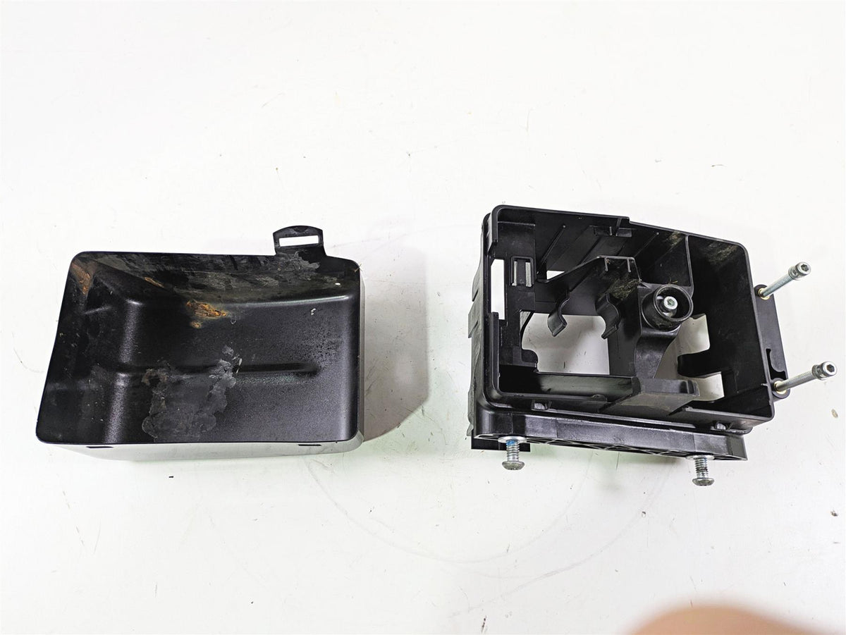 2016 Harley FXDWG Dyna Wide Glide Electric Tray Stay & Cover 70367-12 {{ shop.shopifyCountryName }} - Mototech271
