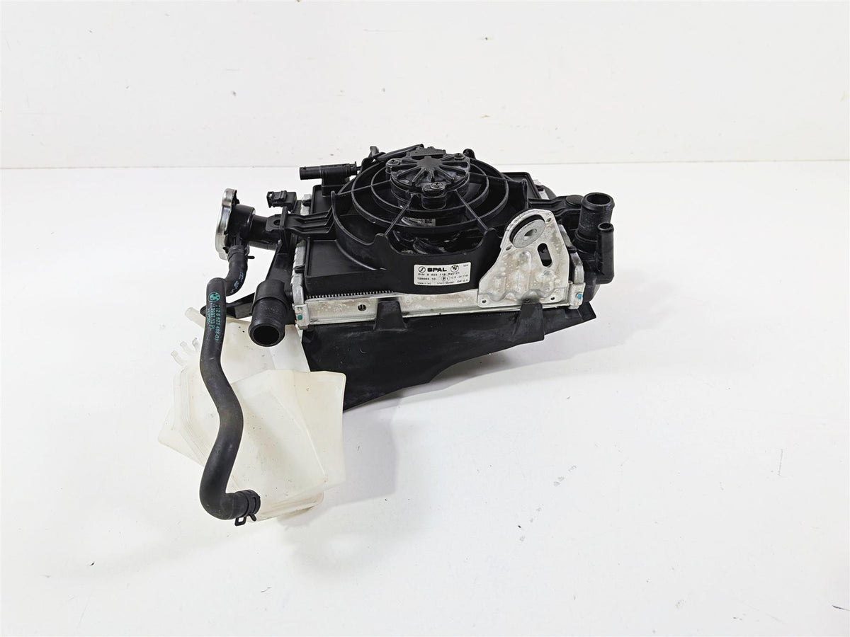 2016 BMW R1200 GS K50 Right Radiator + Reservoir Fan & Cover 17118546416 {{ shop.shopifyCountryName }} - Mototech271