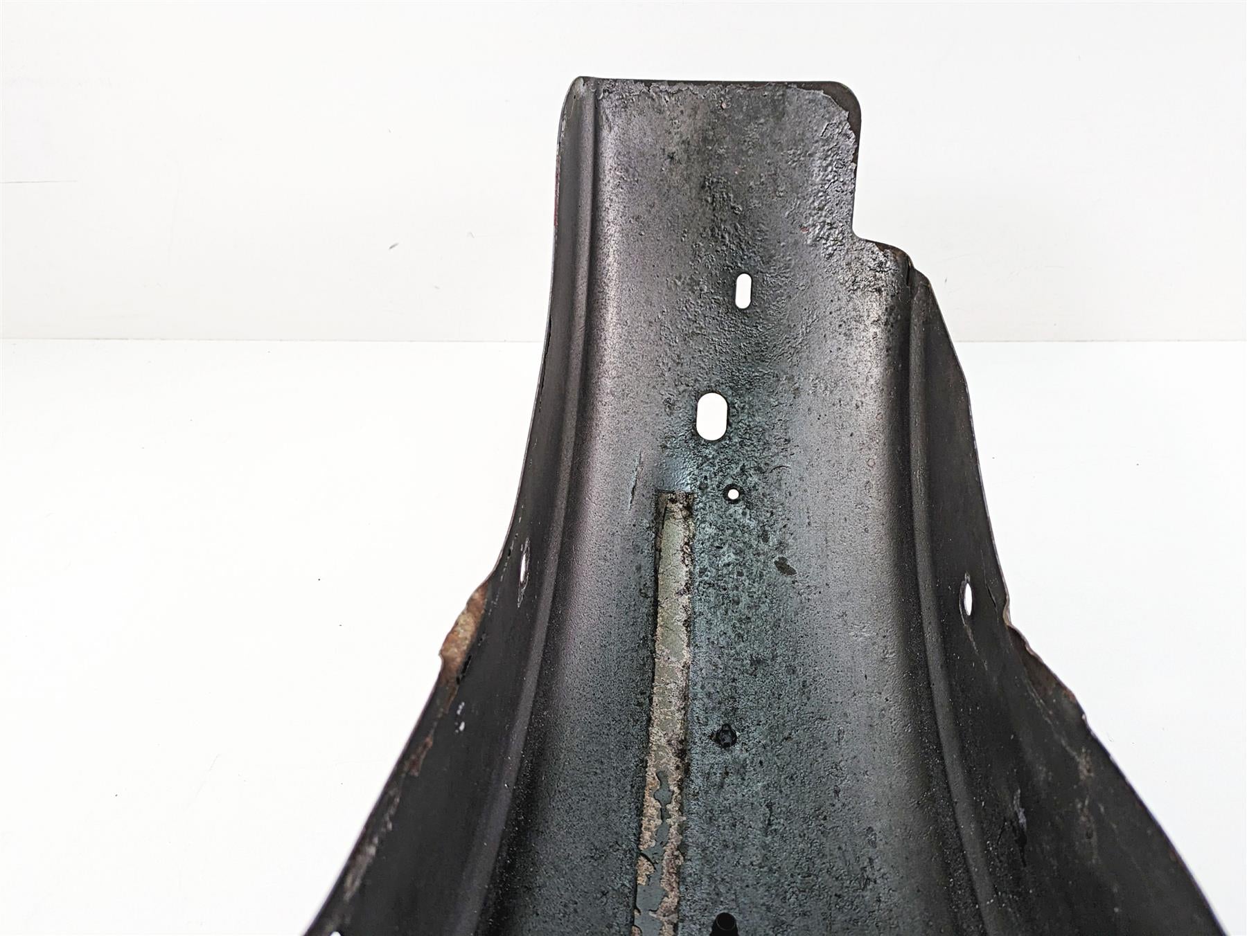 2009 Harley FXDC Dyna Super Glide Custom Rear Fender Pewter Pearl 59634-06A {{ shop.shopifyCountryName }} - Mototech271