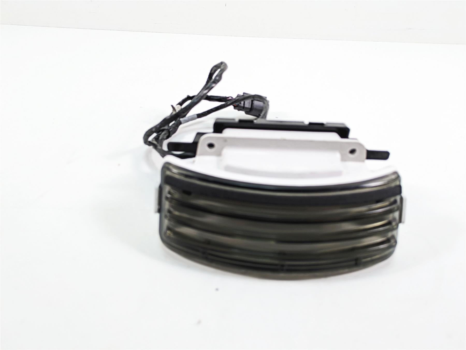 2013 Harley Touring FLHX Street Glide Taillight Fascia Wing Light -Read 69375-10