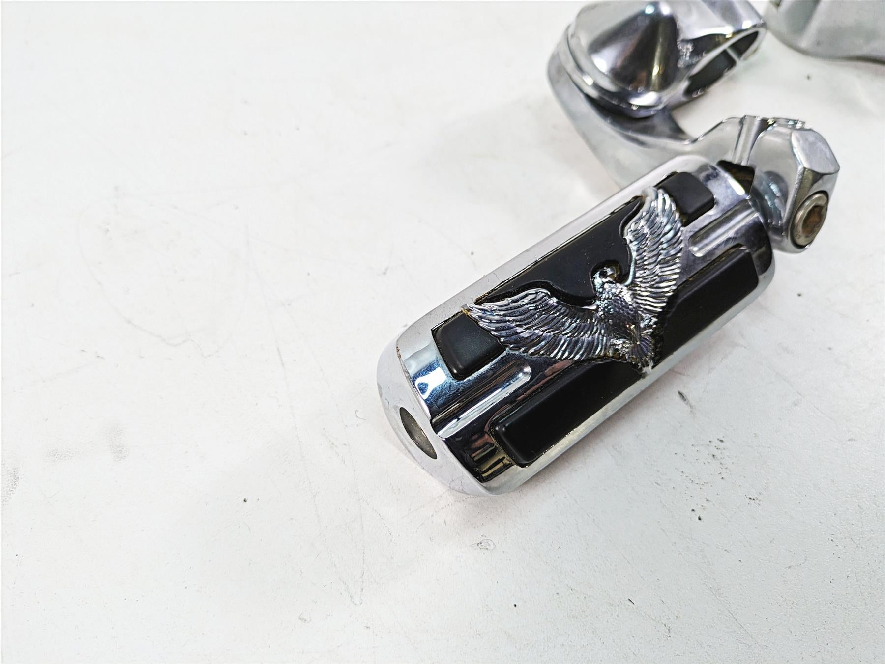 1999 Harley Touring FLHTC Electra Glide Eagle Chrome Highway Foot Peg Set {{ shop.shopifyCountryName }} - Mototech271