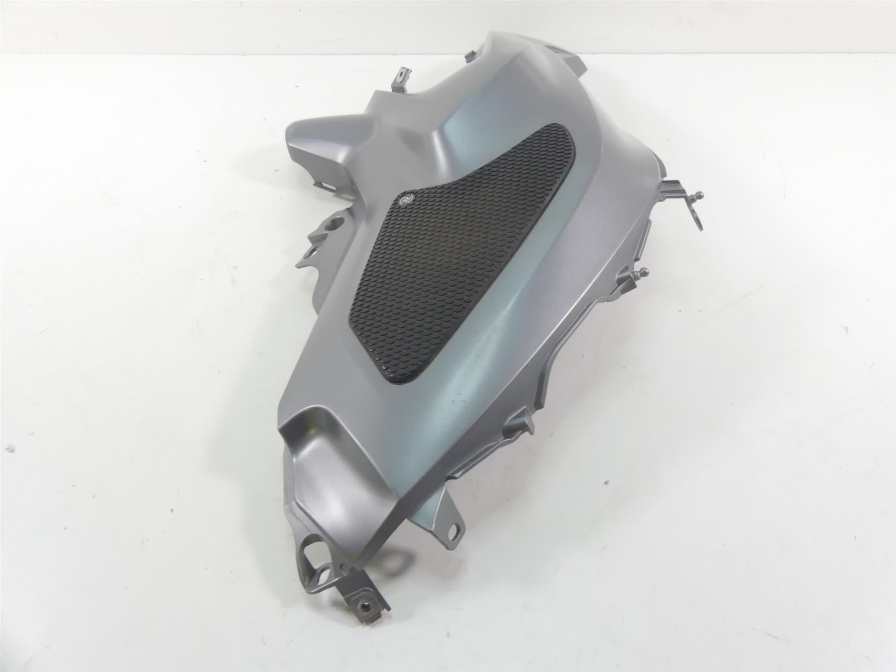 2014 BMW R1200GS K50 Left Side Fuel Gas Tank Fairing Cover 46638533679 {{ shop.shopifyCountryName }} - Mototech271