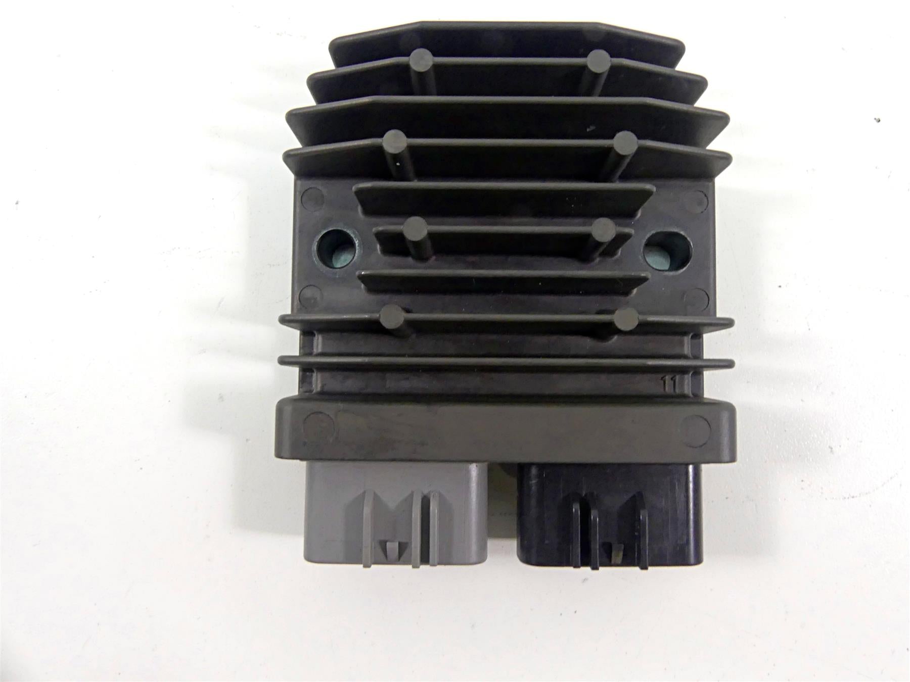 2012 Ducati Panigale 1199S Rectifier Voltage Regulator 54040301B FH020AA {{ shop.shopifyCountryName }} - Mototech271