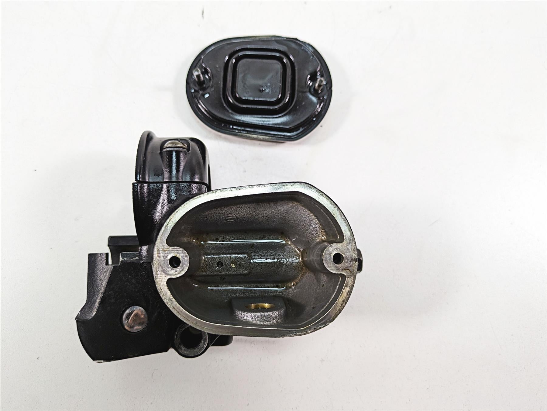 2006 Harley Sportster XL1200 Front Brake Master Cylinder 1/2" - Read 45146-04 {{ shop.shopifyCountryName }} - Mototech271