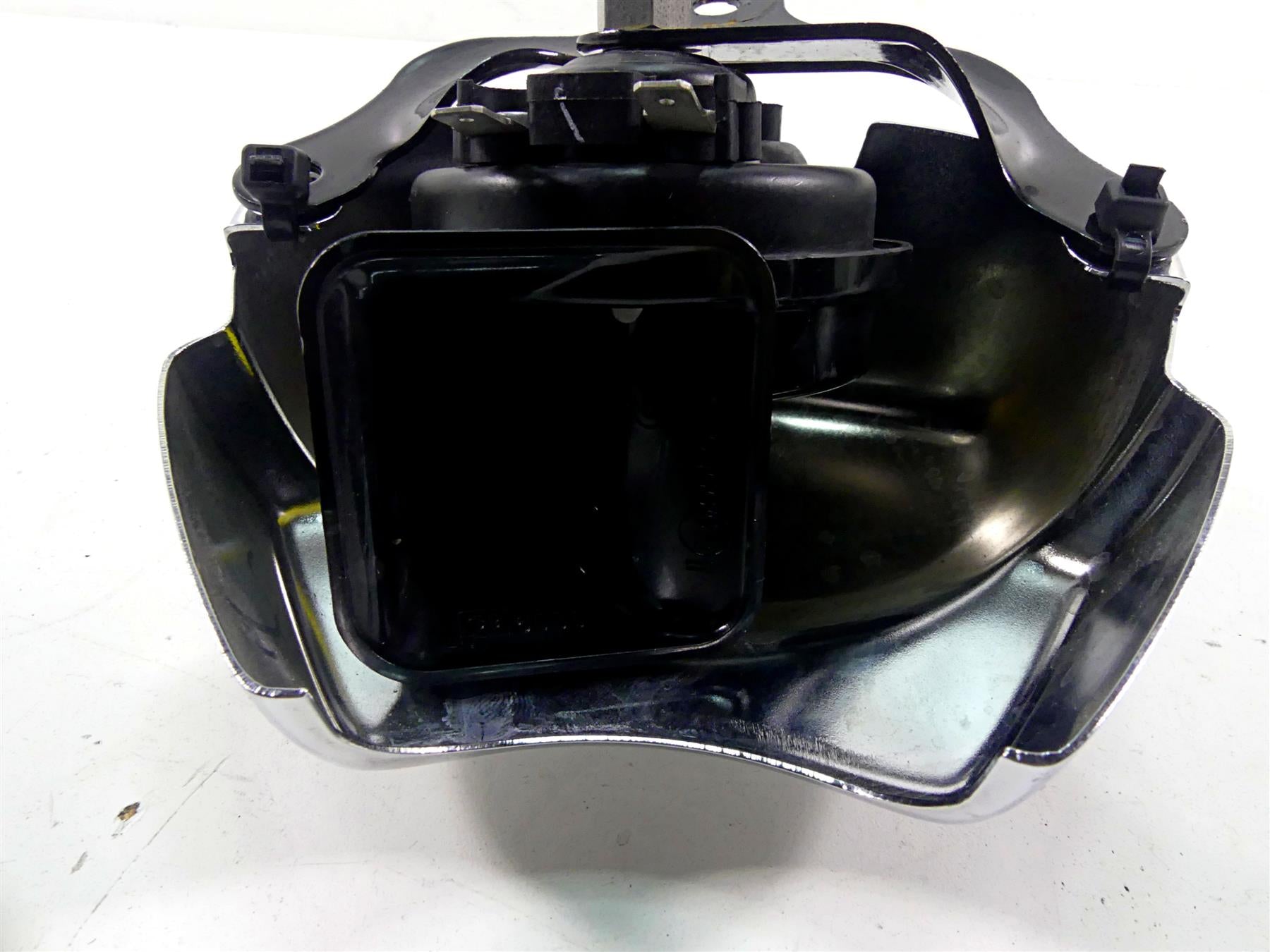 2005 Harley VRSCSE CVO V-Rod Horn & Chrome Cover C 69040-01A H 69060-90H {{ shop.shopifyCountryName }} - Mototech271