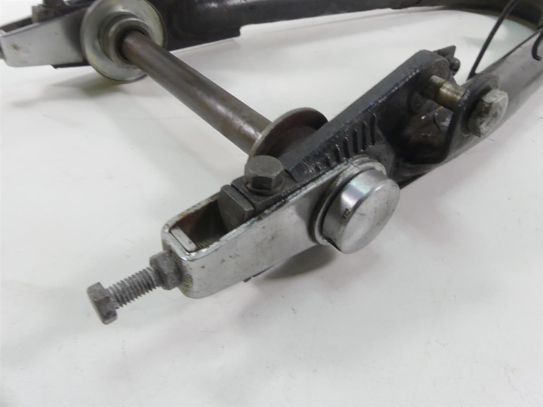1978 Yamaha XS650 SE Special Rear Swingarm Swing Arm & Axle 2M0-22110-01-33 {{ shop.shopifyCountryName }} - Mototech271