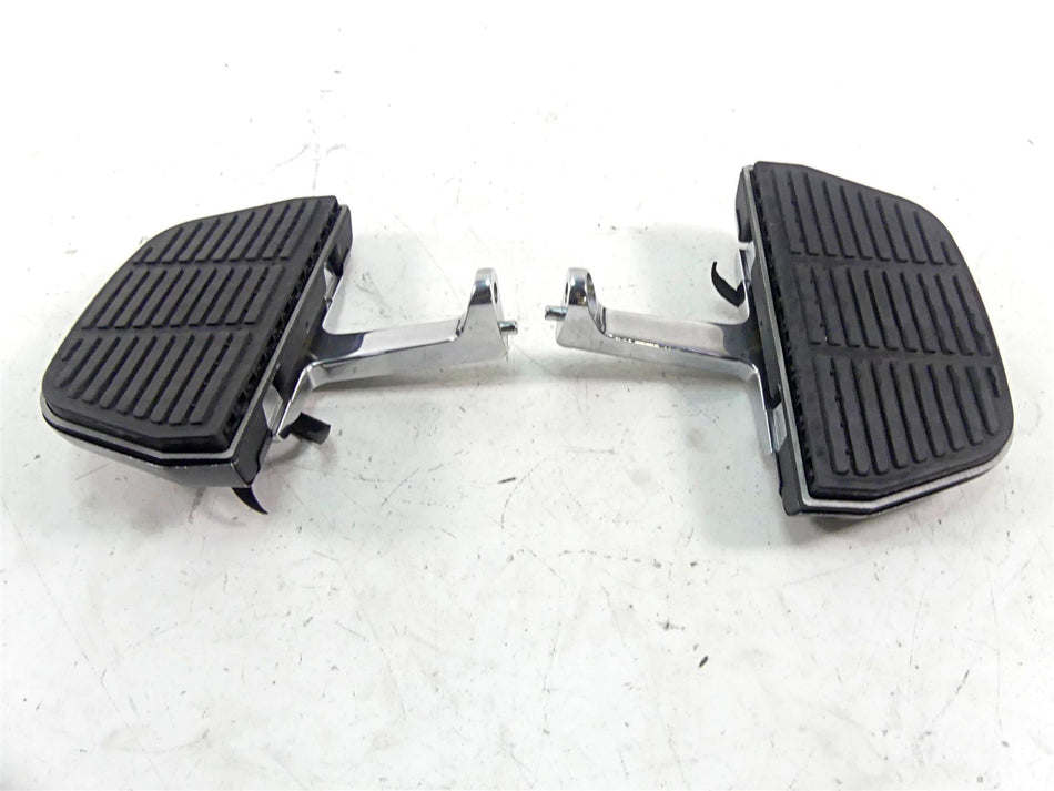 2002 Harley Touring FLHTC Electra Glide Passenger Floor Board Set 52719-93B {{ shop.shopifyCountryName }} - Mototech271
