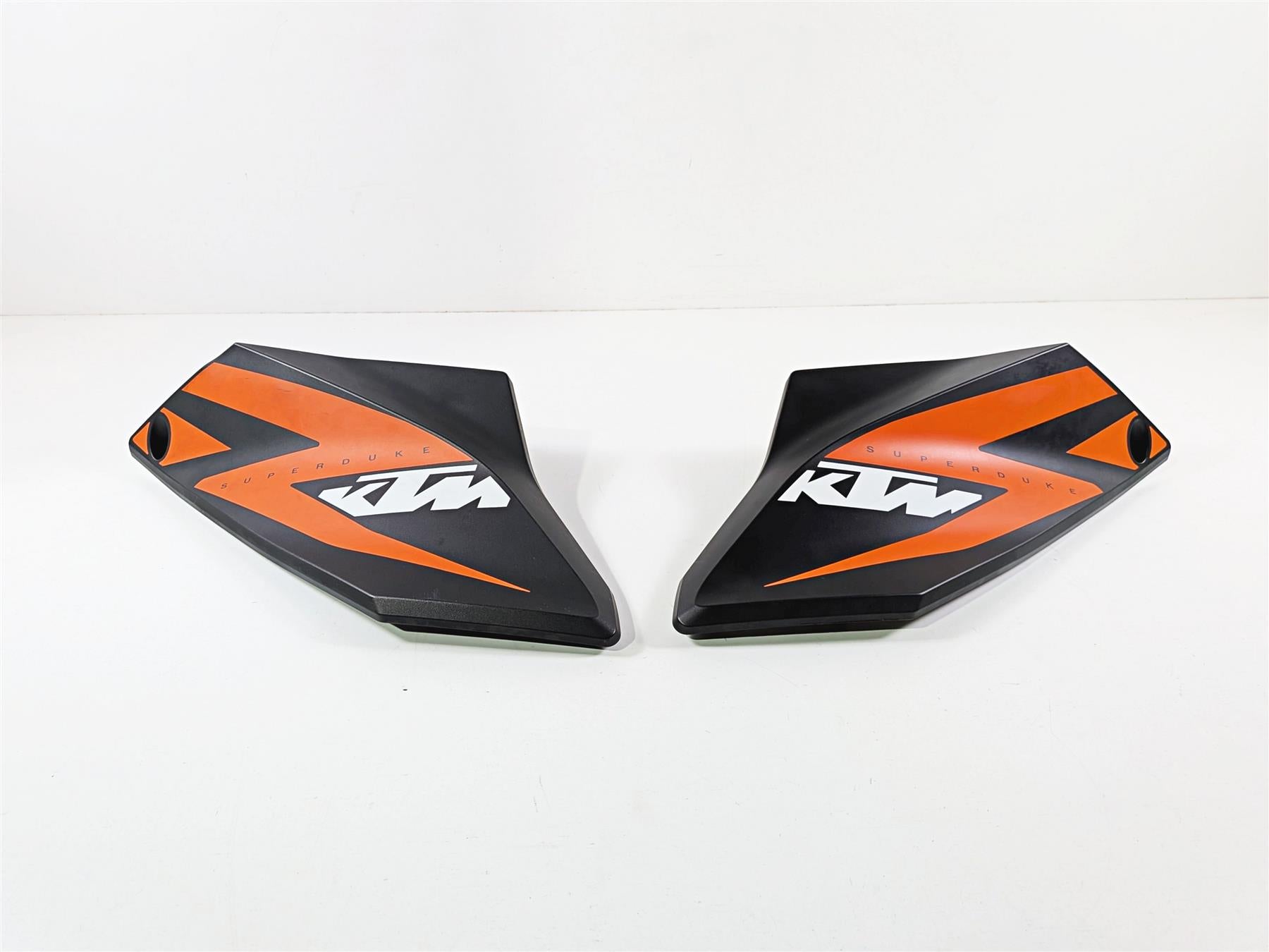 2015 KTM 1290 R Super Duke Tank Side Cover Fairing Panel 61308050000 61308051000-Mototech271