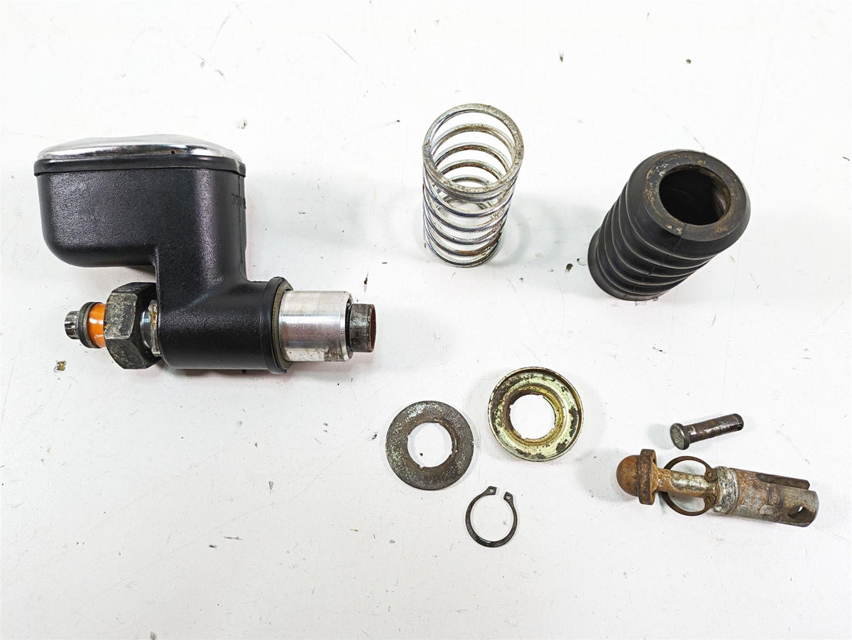 2005 Harley Touring FLHTCUI Electra Glide Rear Brake Master Cylinder 41767-05E {{ shop.shopifyCountryName }} - Mototech271