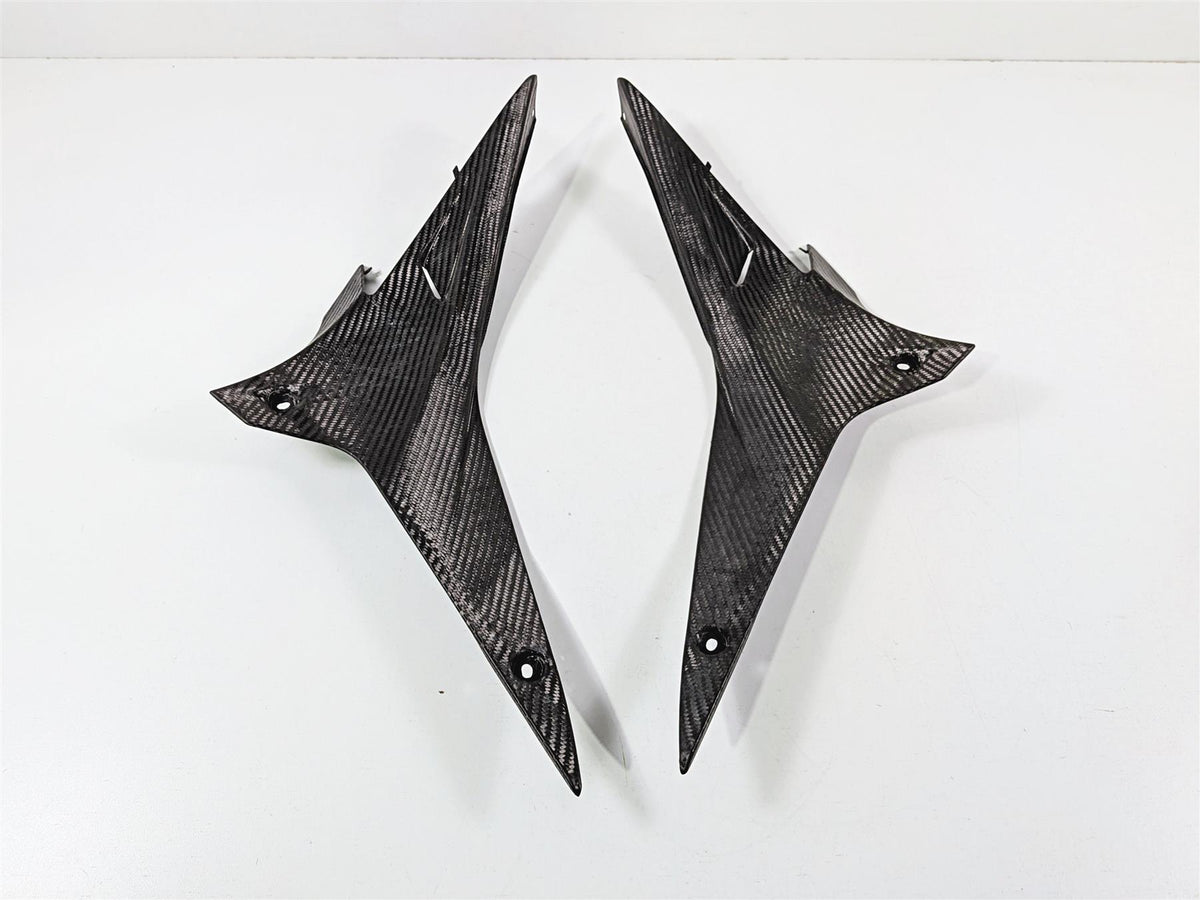 2014 Aprilia RSV4 RR Factory Left Right Leg Carbon Fiber Cover Set 890966 890967 {{ shop.shopifyCountryName }} - Mototech271