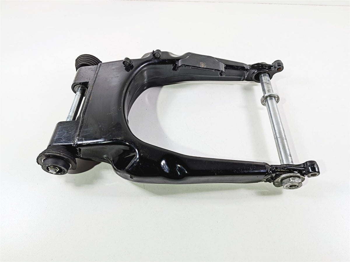 2017 Harley Touring FLHXS Street Glide Swingarm Swing Arm & Axle 47549-09A 45470-99 {{ shop.shopifyCountryName }} - Mototech271
