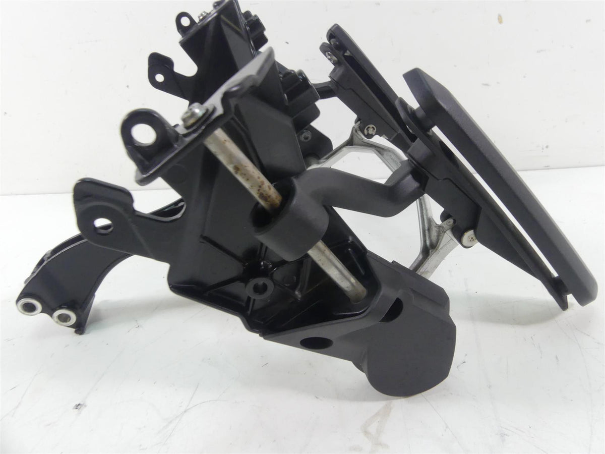 2017 BMW R1200GS GSW K50 Front Windshield Adjustment Stay Mount 46638561351 {{ shop.shopifyCountryName }} - Mototech271