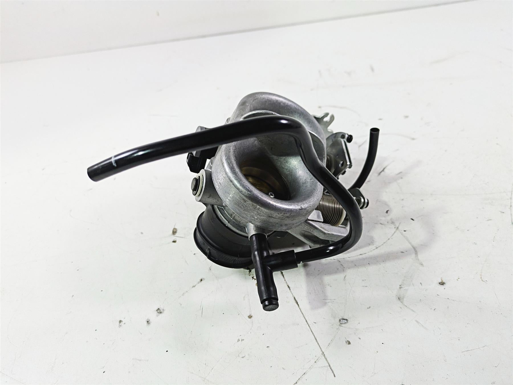2012 Victory Cross Country Throttle Body Fuel Injection Set 1204320 1205085 {{ shop.shopifyCountryName }} - Mototech271