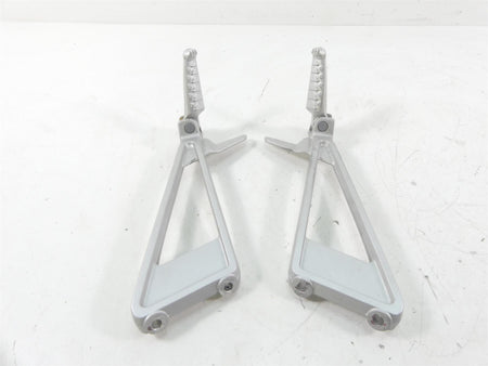 2021 Aprilia RS 660 Rear Passenger Footpeg Foot Peg Rest Set 2B005206 2B005205 {{ shop.shopifyCountryName }} - Mototech271