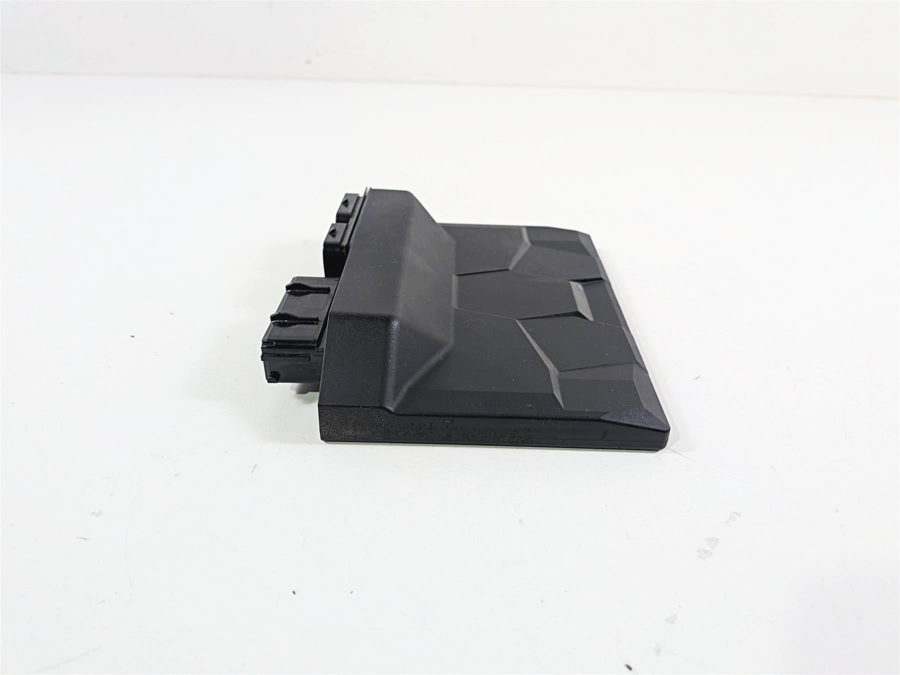 2023 Yamaha MT10 MTN1000 Cdi Ecu Ecm Engine Control Module B5Y-8591A-10-00 {{ shop.shopifyCountryName }} - Mototech271