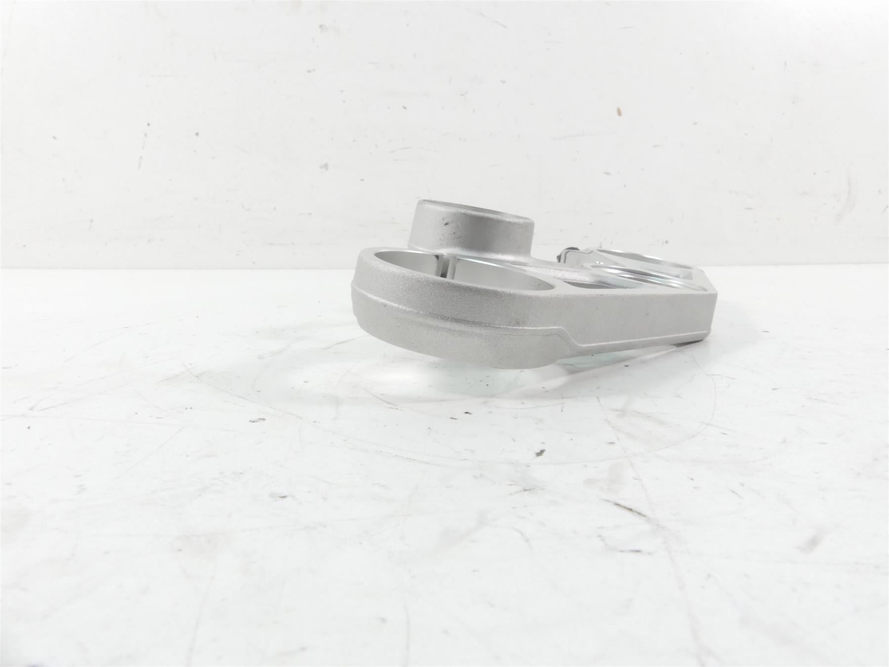 2012 BMW S1000RR K46 Upper Triple Tree Steering Clamp 31427713161 {{ shop.shopifyCountryName }} - Mototech271
